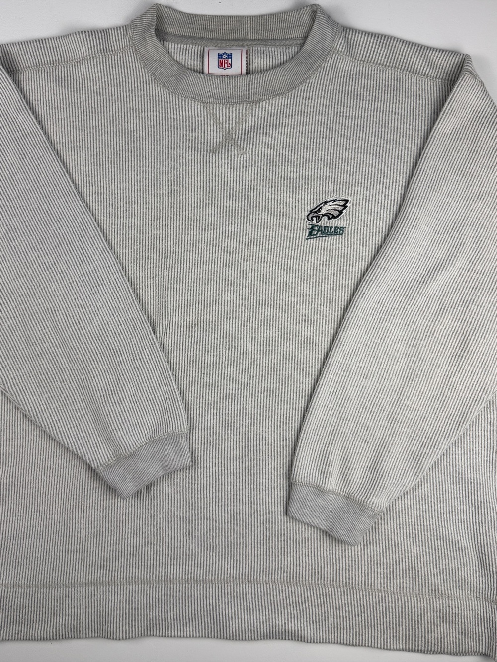 NFL Gray Crewneck Sweatshirt with Philadelphia Eagles Patch